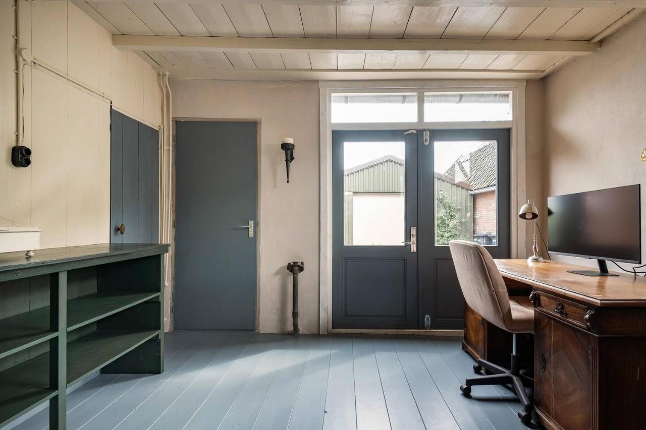 Private Characteristic Farmhouse Near The Lake Andijk Extérieur photo